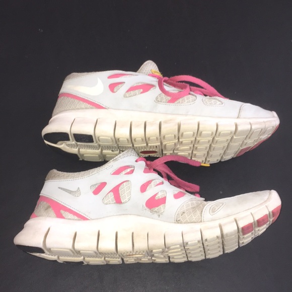 Nike Livestrong Free Run 2.0 Grey & Pink Sneakers - Picture 4 of 8